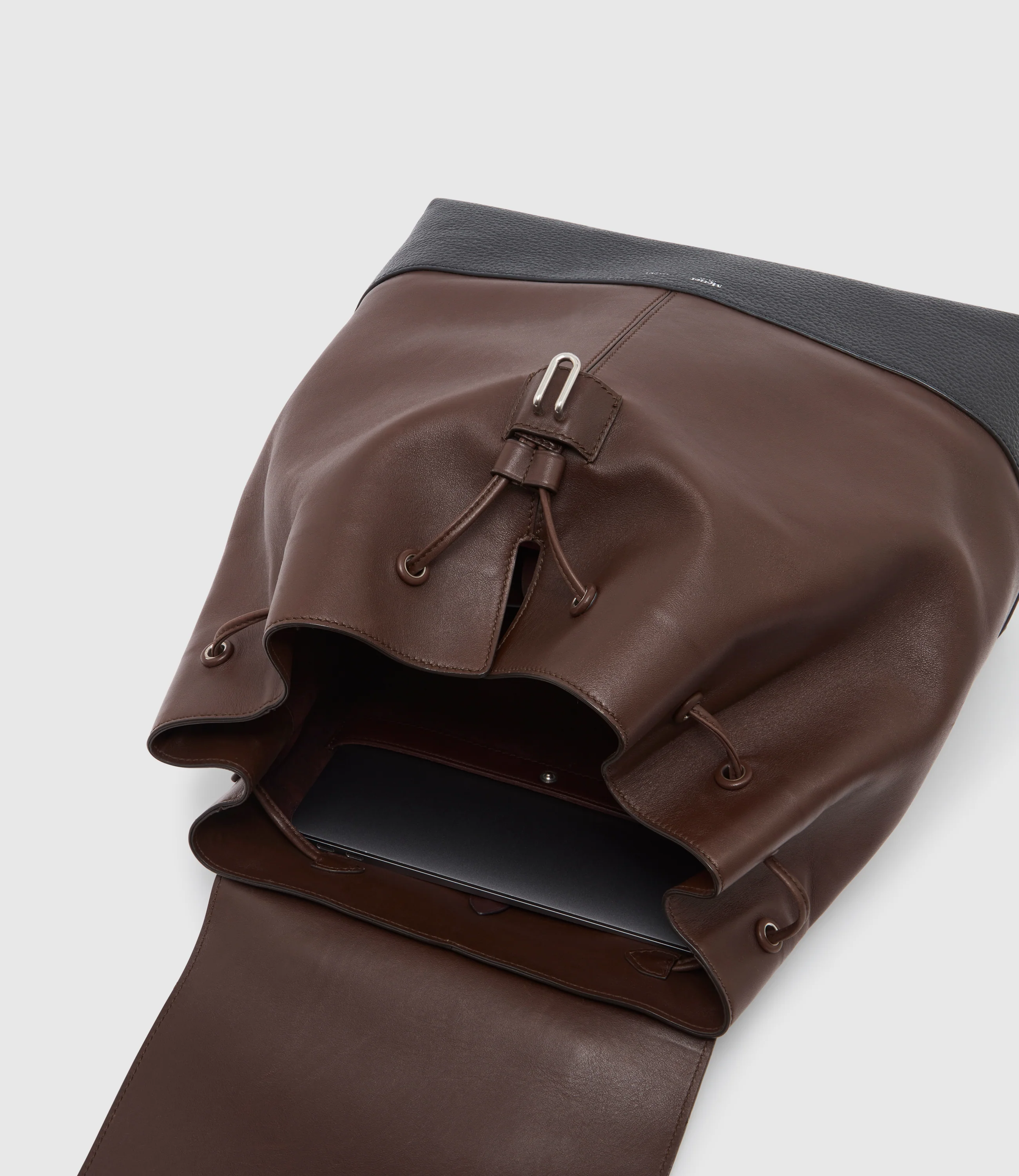 Glide Backpack Rodeo Maduro Brown With Full Grain Black - Image 3