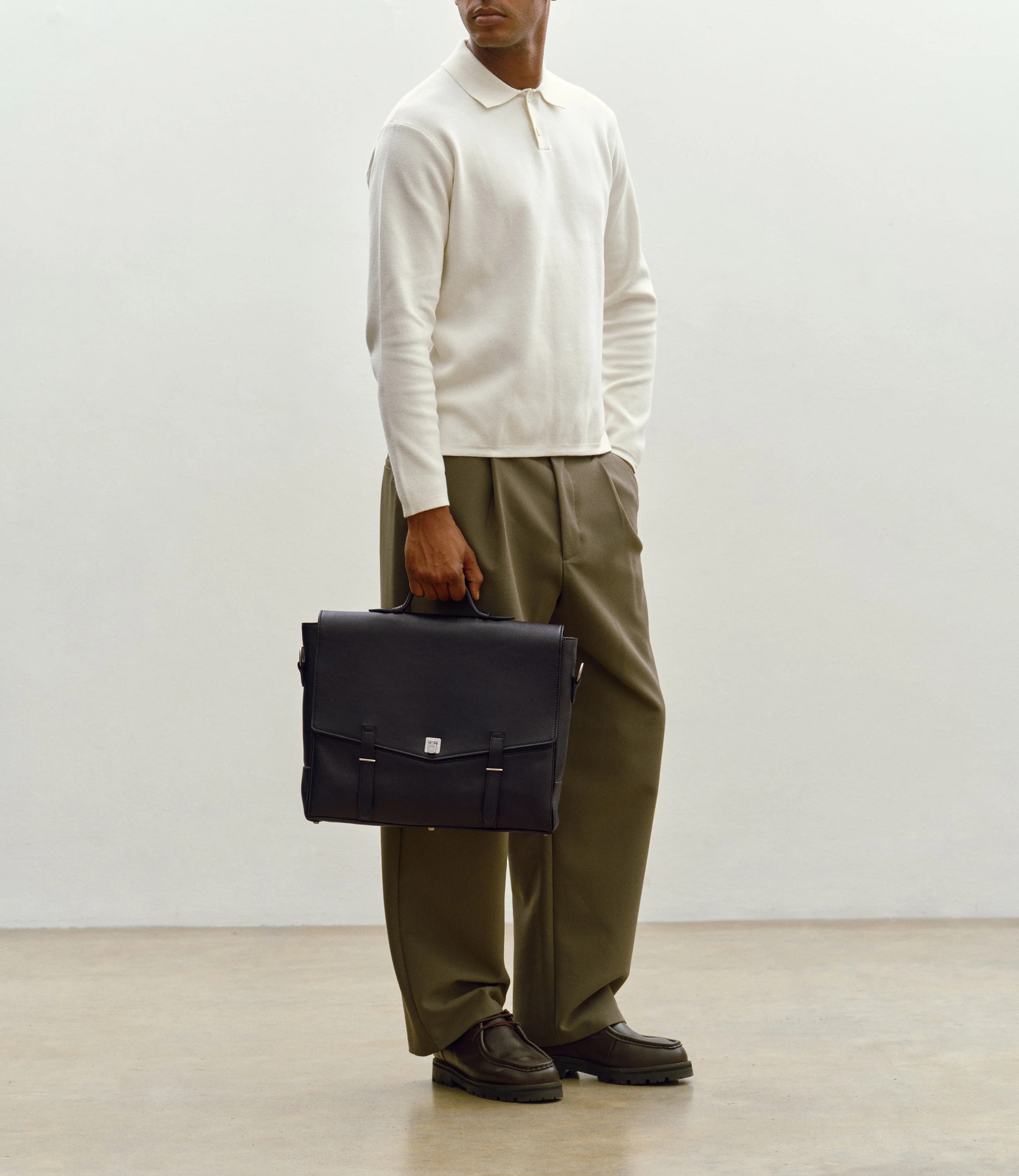 Rider Briefcase Buffalo Black - Image 4