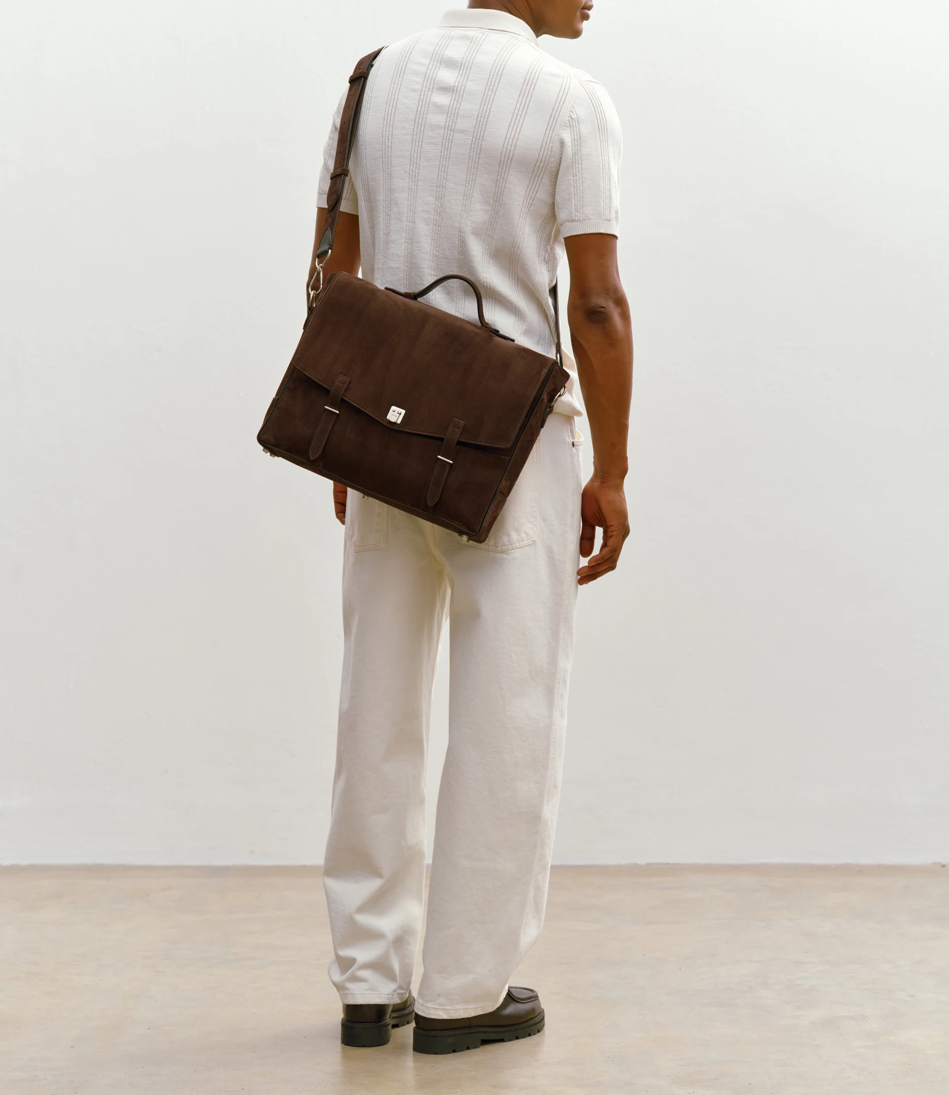 Rider Briefcase Suede Chocolate - Image 6